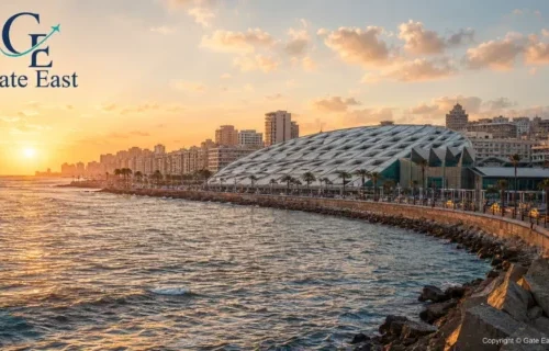 Die Bibliotheca Alexandrina mit Blick auf das Mittelmeer in Alexandria, Ägypten