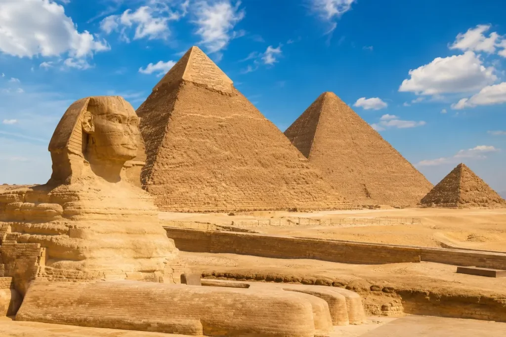 Pyramiden von Gizeh & Sphinx während der 8 Tage Klassische Ägypten Rundreise
